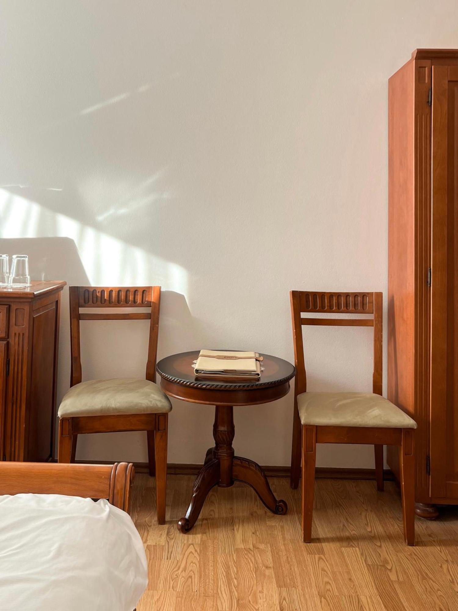Hotel Lony Мохов Экстерьер фото