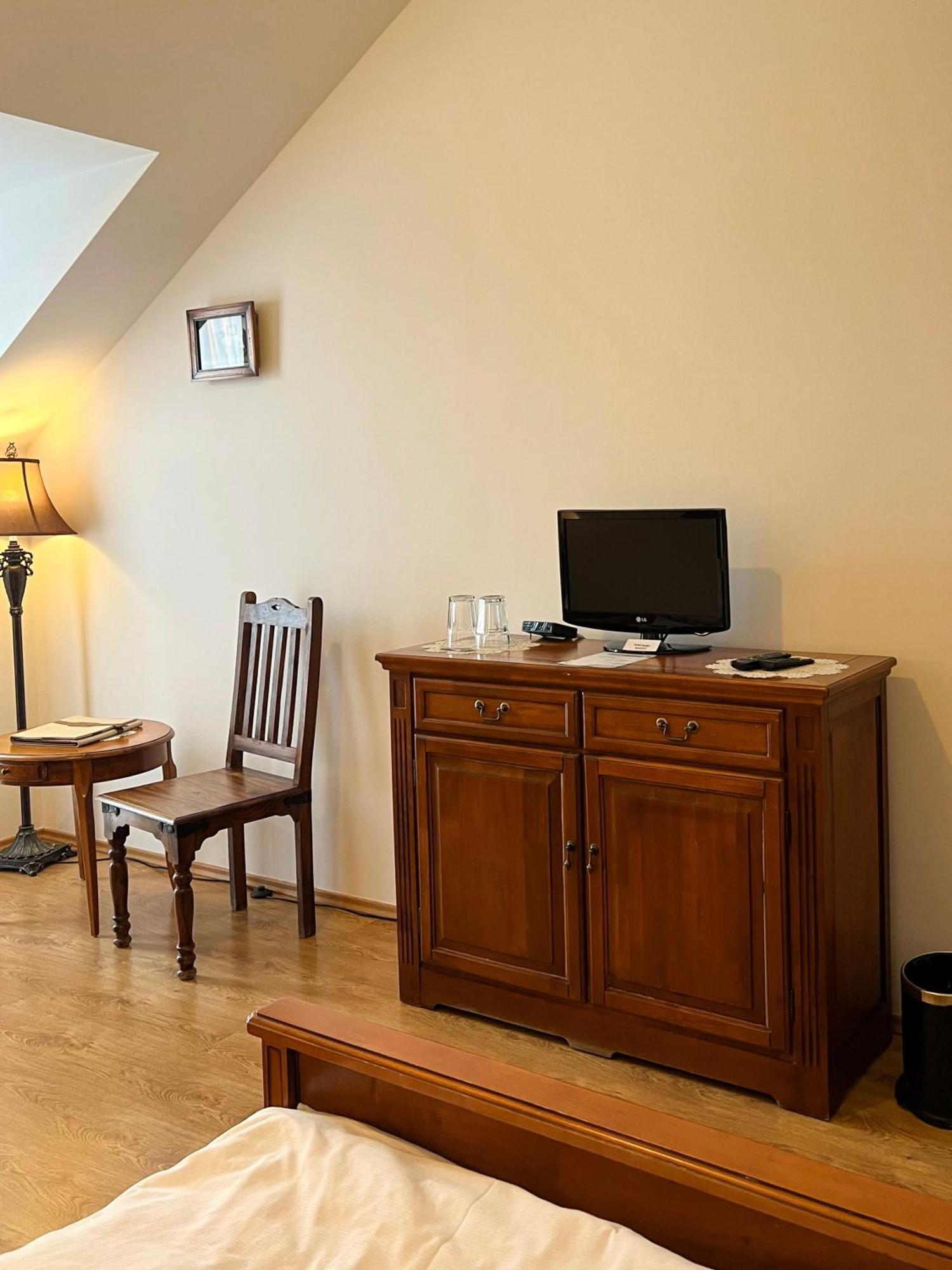 Hotel Lony Мохов Экстерьер фото